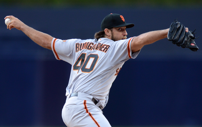 Kurkjian: Giants should pay Bumgarner more regardless of injury