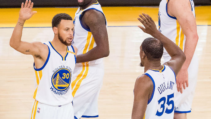 Warriors ditch ball movement for isolation to ignite Game 1 rally