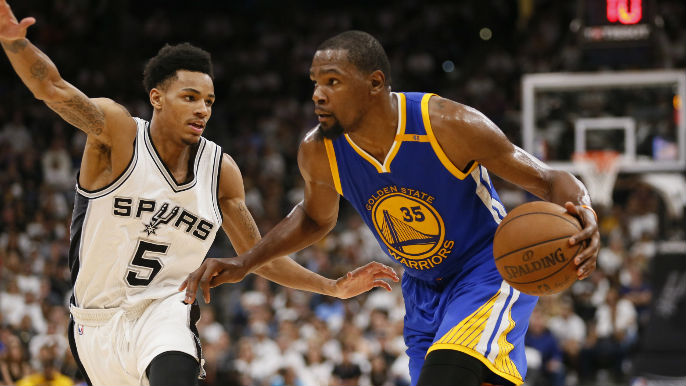 Warriors dismantle Spurs 120-108, win 11th straight postseason game