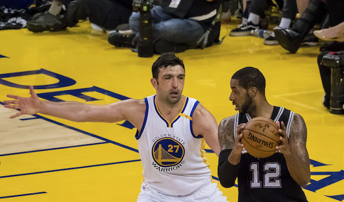 Pachulia’s family threatened in wake of Kawhi Leonard injury [report]