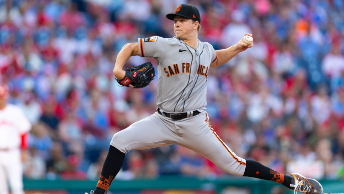 49ers Throw First Pitch at SF Giants Game