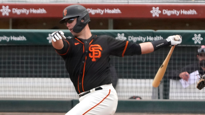 Buster Posey won't play in Giants' spring opener