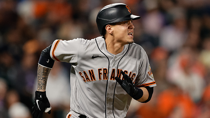 Giants announce details of Wilmer Flores' 'no-brainer' contract