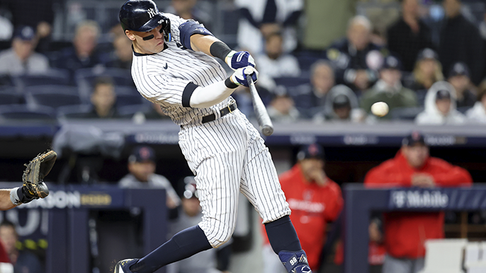 Aaron Judge Odds: Yankees Favored to Re-Sign Slugger, Giants Lurking
